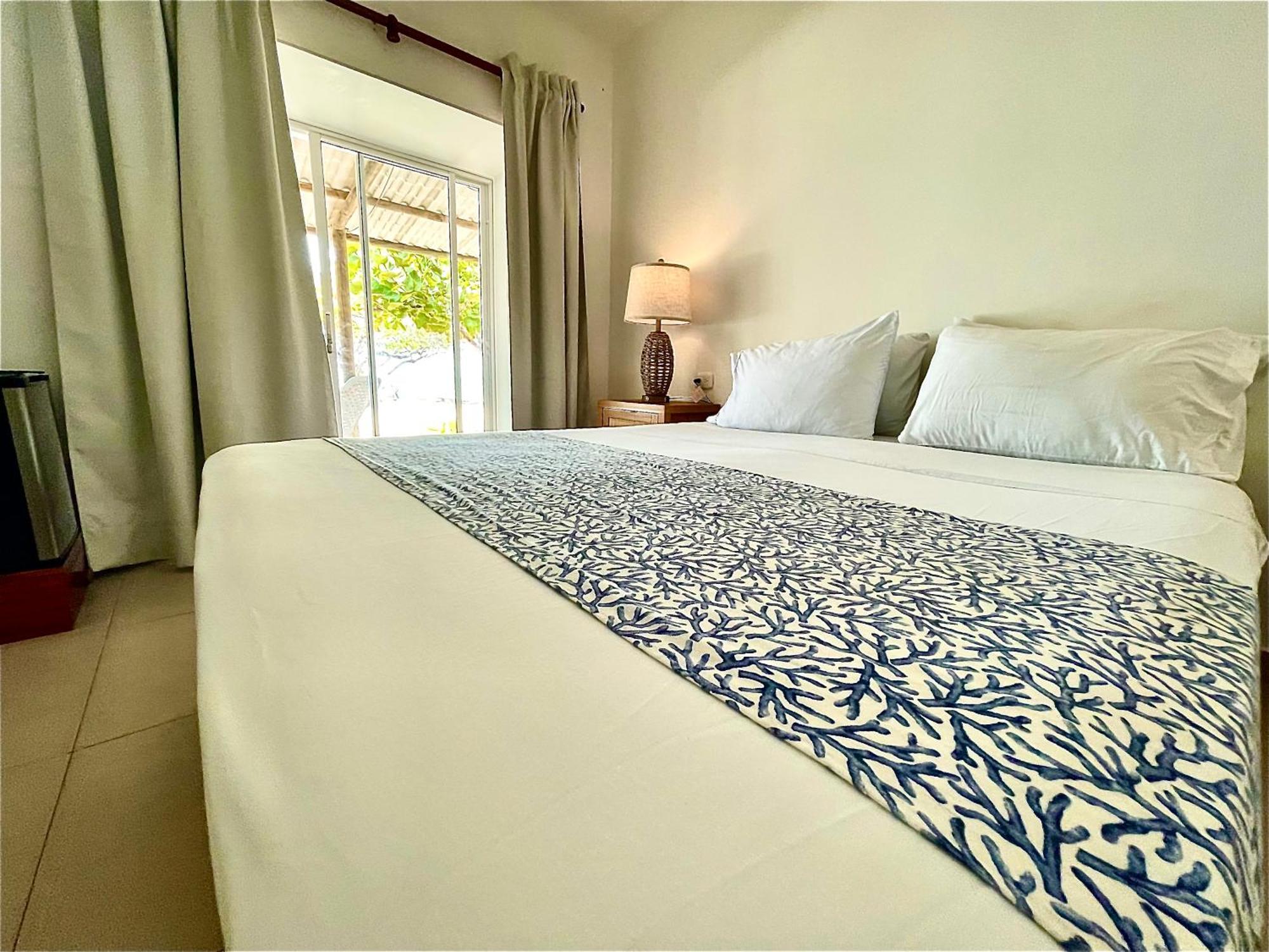 Hotel Carey Beach Isla Barú Extérieur photo