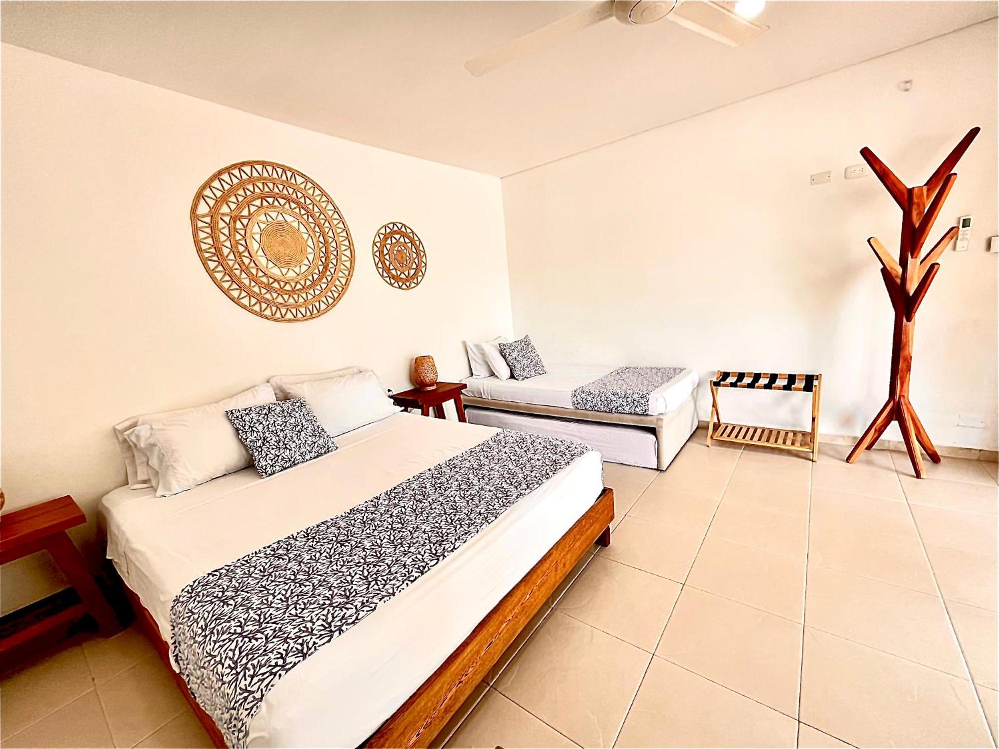 Hotel Carey Beach Isla Barú Extérieur photo
