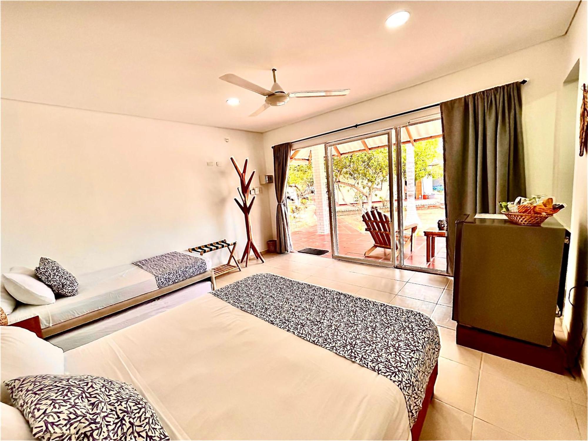 Hotel Carey Beach Isla Barú Extérieur photo