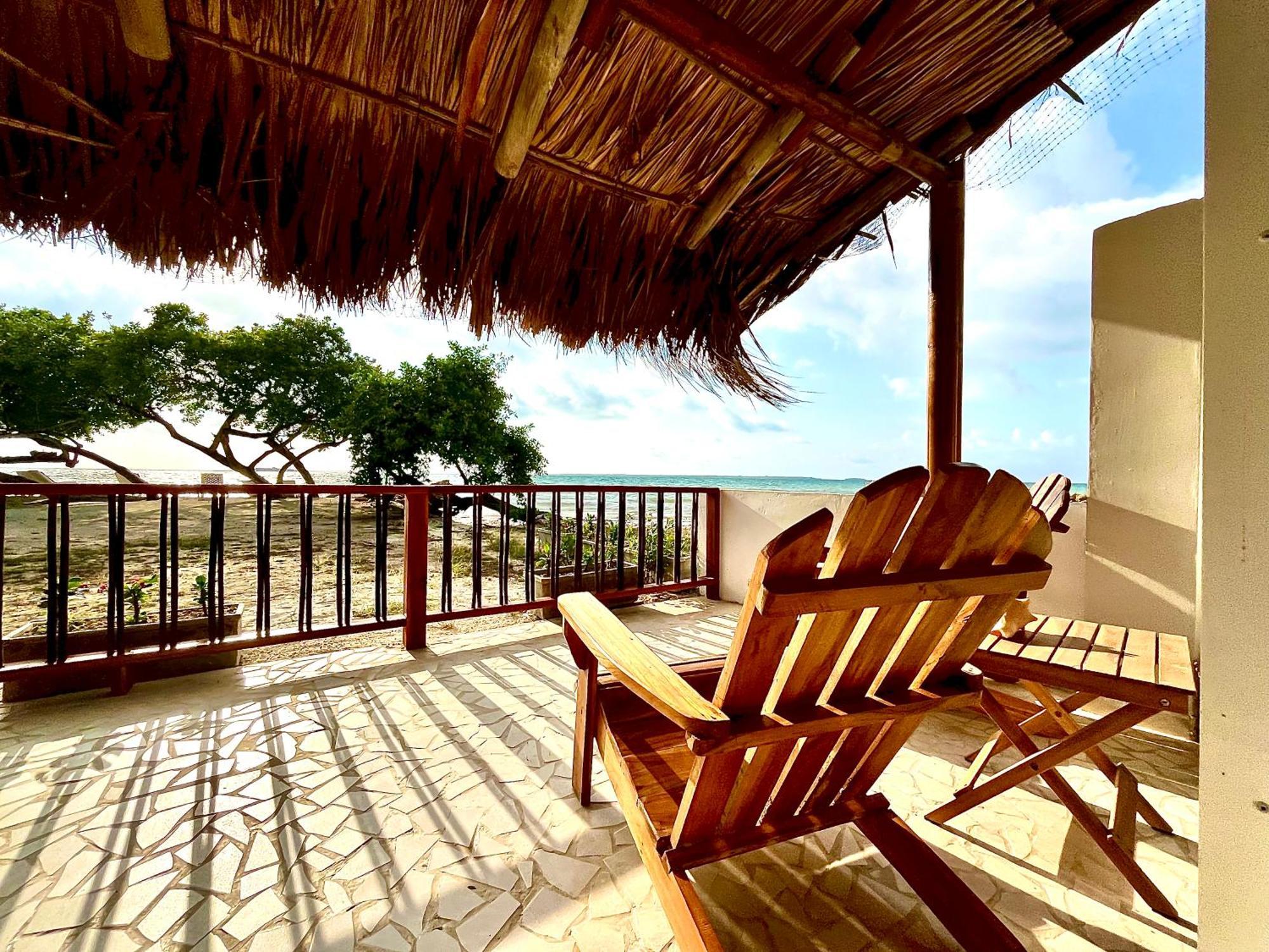 Hotel Carey Beach Isla Barú Extérieur photo